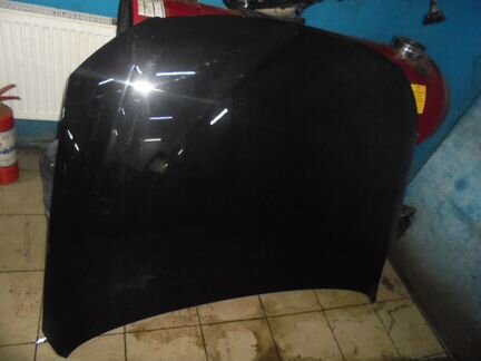 Капот черный Volkswagen Passat B6