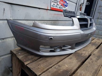 Бампер передний Hyundai Trajet 1999-2008