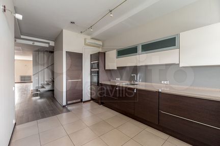 4-к квартира, 180 м², 9/9 эт.
