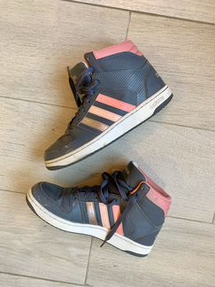 Кроссовки женские adidas 39