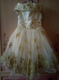 Шикарное детское платье