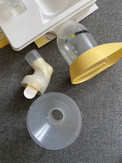 Молокоотсос ручной Medela Harmony