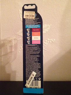 Зубная щетка Oral-B. Новая