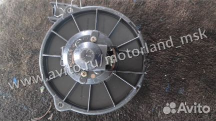 Двигатель отопителя (моторчик печки) Toyota Land C