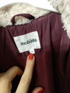 Зимнее теплое пальто на девочку acoola