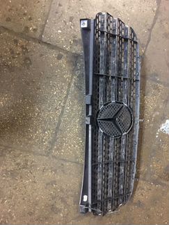 Решетка радиатора мерседес 639