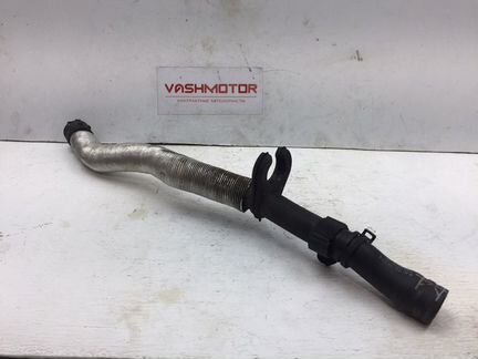 Патрубок системы охлаждения Volkswagen Tiguan 2.0