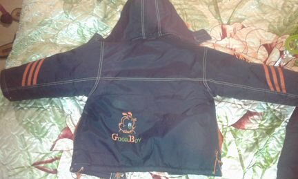 Продаю теплую зимнюю куртку в отличном состоянии