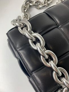 Сумка Bottega Veneta Chain Cassette черный