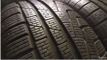 Шины зима 225 40 18 Pirelli Sottozero 2 Run Flat