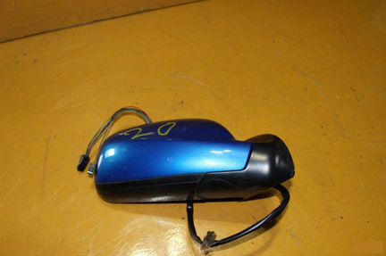Зеркало правое Peugeot 307