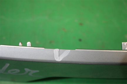 Накладка решетки радиатора правая Mitsubishi