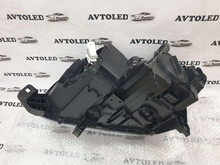 Фара права Mercedes GL X166 166 A1668203559