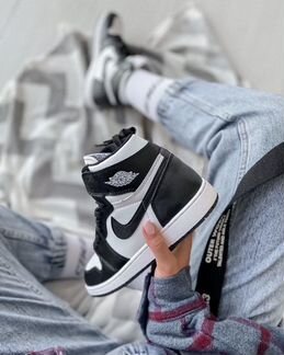 Кроссовки nike джордан женские