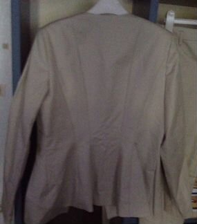 Шикарный Новый брючный костюм Schumacher 46/48