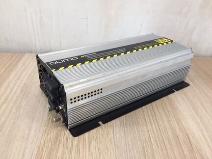 Автоинвертор qumo 800Вт