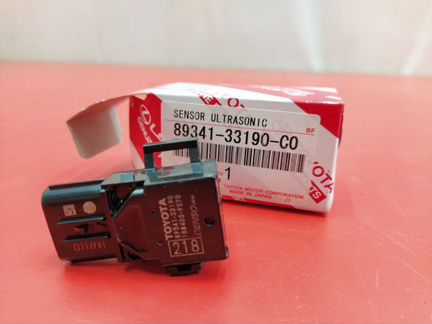 Парктроники Toyota Camry V50 2012-2018