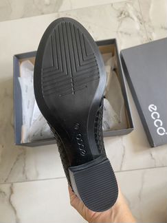 Ecco ботильоны