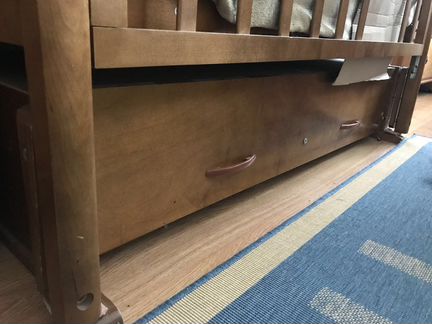 Кровать детская