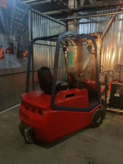 Электропогрузчик Toyota