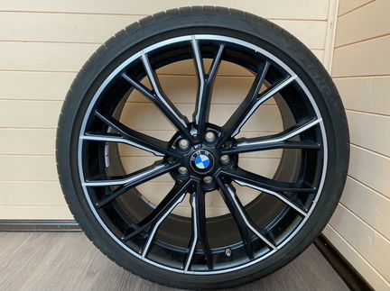 Колёса (шины, диски) в сборе R20 669M стиль М5