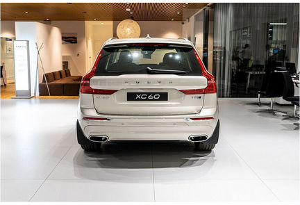 Volvo XC60 2.0 AT, 2020