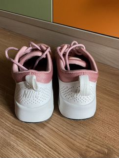Кроссовки Nike Air Max Thea р.6.5 (23,5 см)