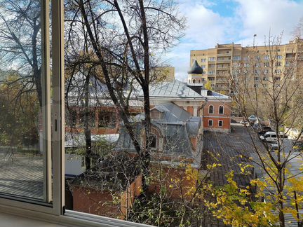 2-к квартира, 55 м², 2/5 эт.