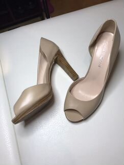 Женская обувь