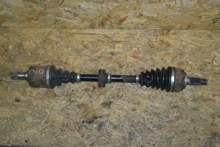 Honda Civic 4D/5D привод левый(полуось) МКПП