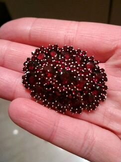 Винтажный комплект. Брошь и клипсы