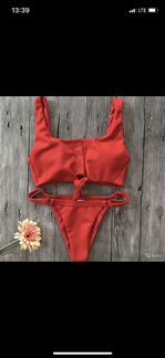 Купальник красный раздельный beach bunny