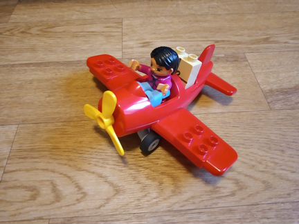 Lego duplo Аэропорт + Почтовый самолёт
