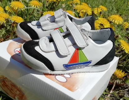 Кроссовки кожаные новые Турция размер 21-23