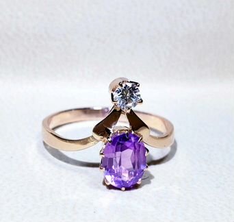 Кольцо золотое СССР с бриллиантом