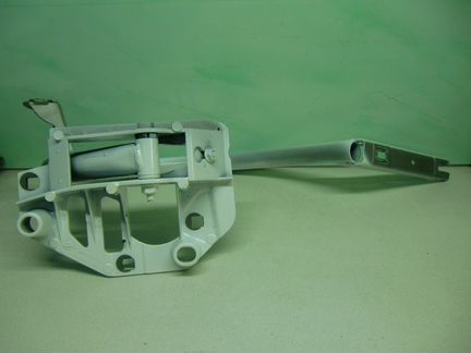 Петля крышки багажника Mercedes W205 C205