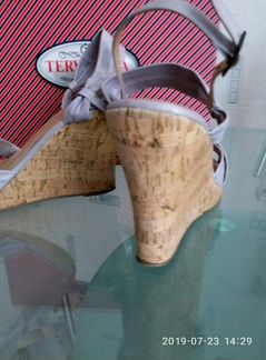 Босоножки 41р