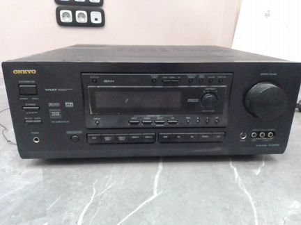 Onkyo AV Receiver TX-DS787