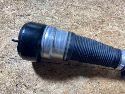 Пневмостойка Mercedes-Benz S-Класс W221 (рестайлин