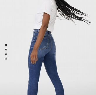 Джинсы Stradivarius