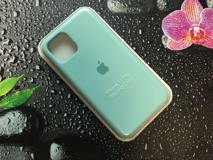 Чехол на iPhone 11 pro светло - бирюзовый