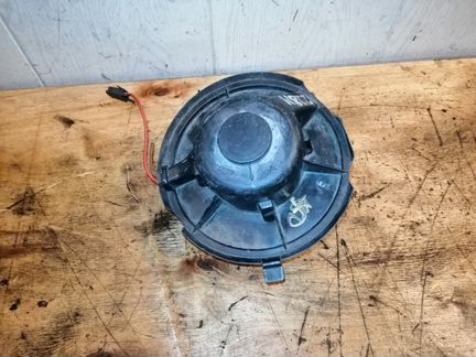 Мотор печки Гольф3 1H1819021 б/у