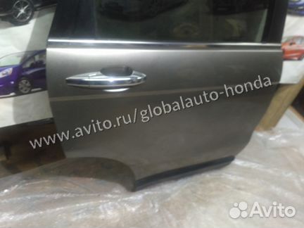 Задняя правая дверь Honda CR-V 3