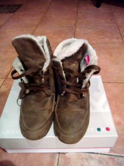 Ботинки на танкетке