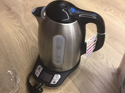 Новый. Электрочайник Tefal Express KI240D30