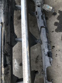 Бампер предний на Range Rover