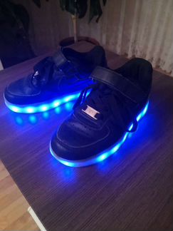 Ботинки на осень (мигающие с разными режимами)