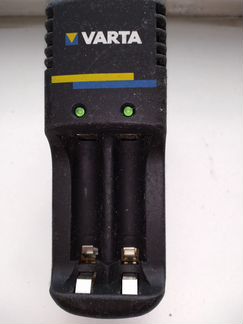 Зарядное устройство Varta