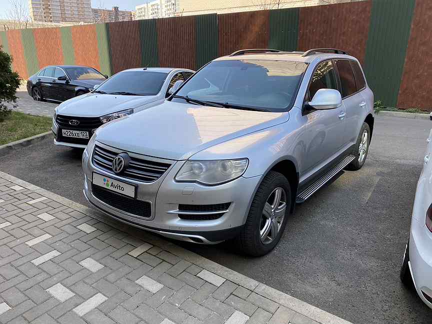Volkswagen touareg 2010 — 2014 ii серебристый. Туарег без пневмы. Volkswagen touareg 2014 черный. Nf 265 55 r 19. Фольксваген туарег краснодар.