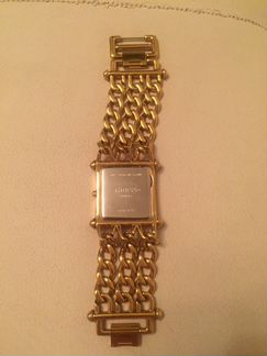 Часы Guess